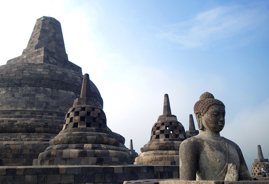 indonesie borobudur temple statue