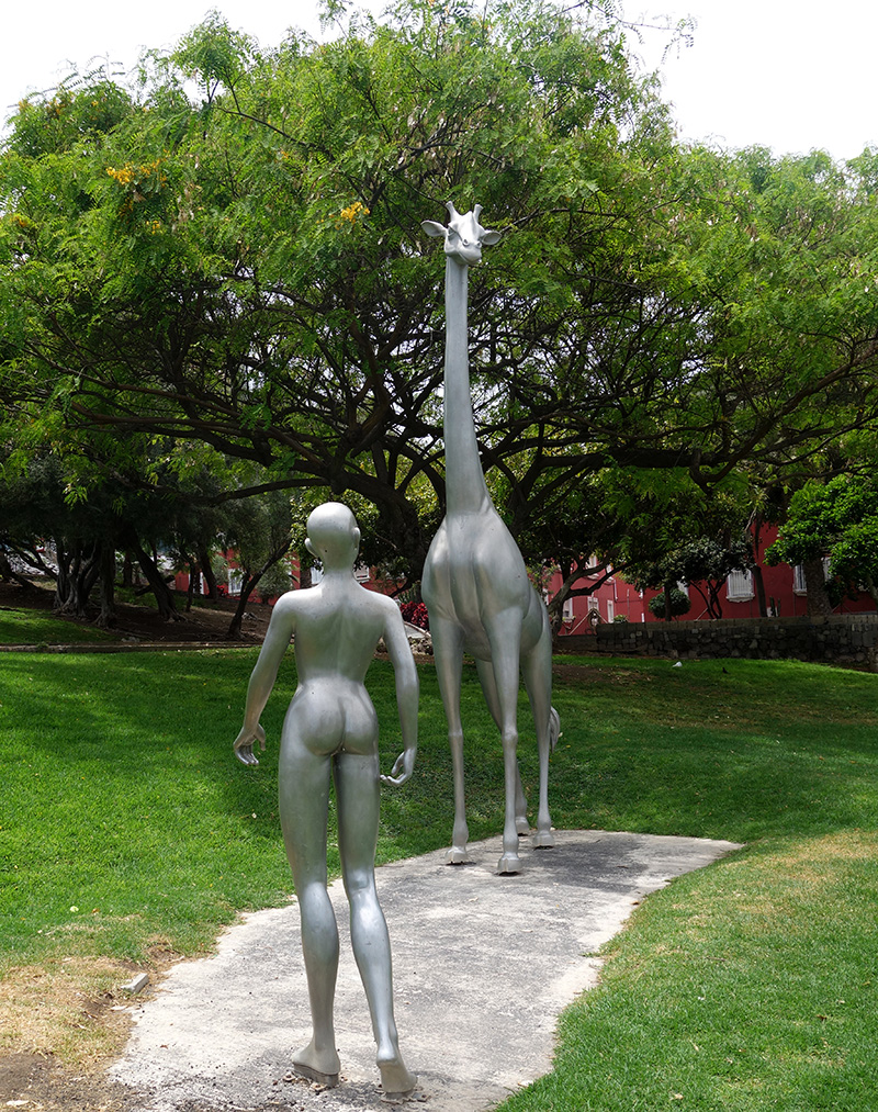 canaries gran canaria las palmas ciudad jardin girafe sculpture